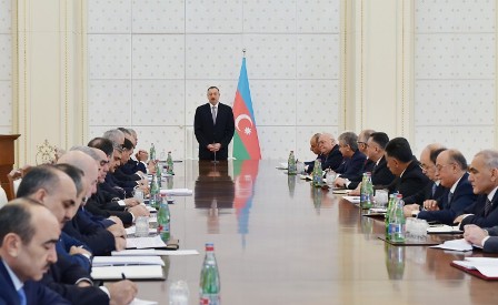 Prezident nazirləri iclasa yığdı, neftin qiymətindən, bahalıqdan DANIŞDI 
