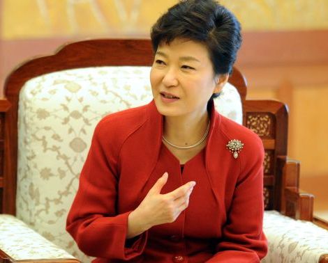 Cənubi Koreya prezidenti də Putinin dəvətindən imtina etdi