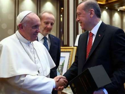 Ərdoğandan Roma Papasına ETİRAZ 