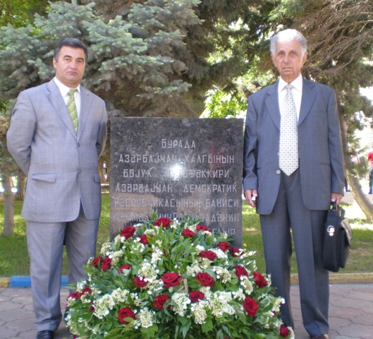 “Büstün dağıdılması Rəsulzadəyə sayğısızlıq, ölkə başçısının sərəncamına diqqətsizlikdir”