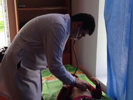 Əhliman Əmiraslanov Saatlı sakinlərini pulsuz müayinə etdirdi - FOTO