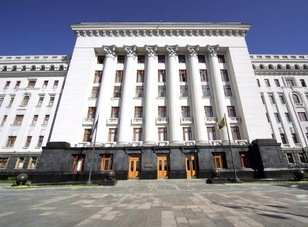 Mədənçilər Prezident Administrasiyasına hücum çəkiblər