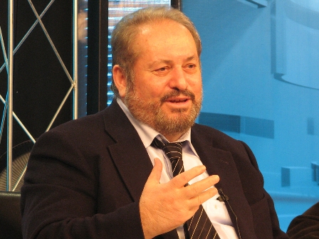 Misir Mərdanovun təriflədiyi partiya sədri: “Putin mənim sayəmdə dünya lideri oldu” 