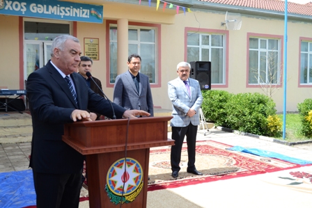 Məcburi köçkün qəsəbəsinə mavi yanacaq verildi