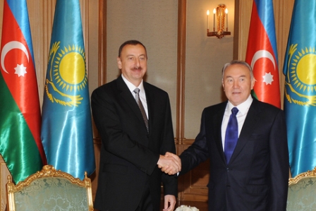 İlham Əliyevdən Nazarbayevə TƏBRİK 