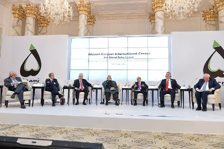 Bakıda sabiq prezidentlərin gərgin müzakirələri: "Barış model deyil"– FOTOLAR 