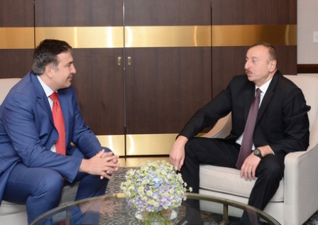 İlham Əliyev Saakaşvilini qəbul edib 