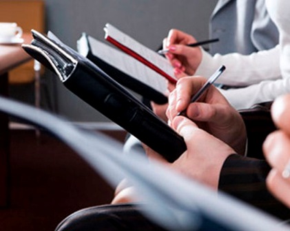 Jurnalist deputatlar jurnalistlərlə necə maraqlanırlar?.. 