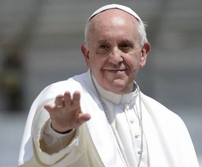 Roma Papası: “Kişilərlə qadınların maaşları eyni olmalıdır”