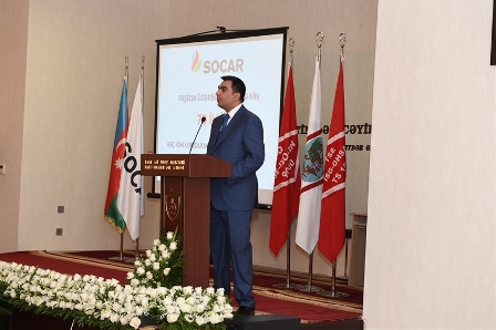 Bakı Ali Neft Məktəbində veteran neftçilər sevindirildi - FOTOLAR