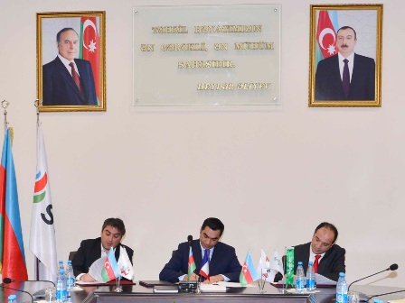 Bakı Ali Neft Məktəbi iki şirkətlə əməkdaşlıq edəcək 