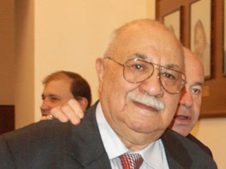 Maqsud İbrahimbəyov “Şərəf” ordeni ilə təltif edildi 