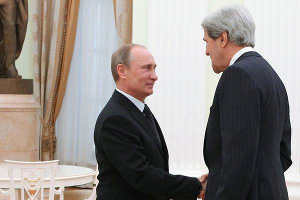 Kerrinin Rusiyaya kritik səfəri - o, Putinlə görüşəcək