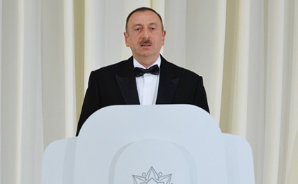 İlham Əliyev: "Azərbaycan dövləti çox möhkəm dayaqlar üzərində qurulub"