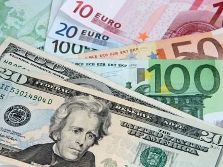 Dollar endi, avro bahalaşdı – Bugünkü məzənnə