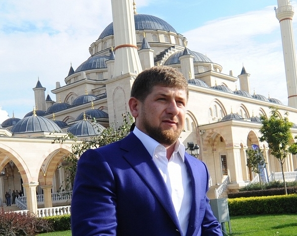 Çeçenistanda 20 min nəfərlik məscid tikilir
