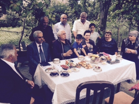 Deputat Hadi Rəcibli  şəhid ailəsinin yanına getdi - FOTO
