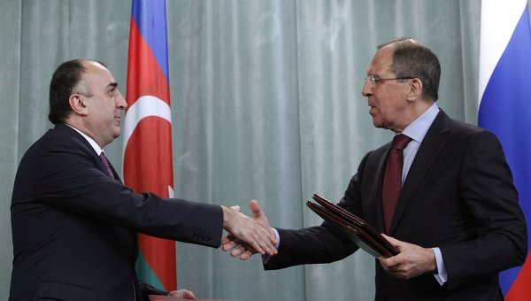 Rusiya və Azərbaycan xarici işlər nazirləri müqavilə imzaladılar