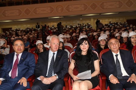 “Bakı-2015”in baş əməliyyat direktoru BDU-da təltif olundu