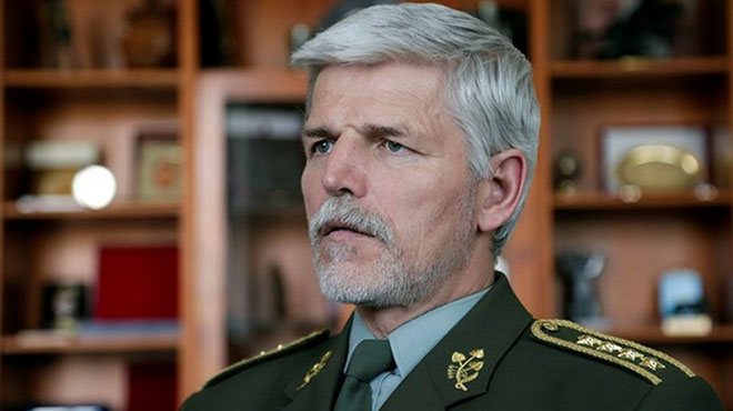 NATO generalı Rusiyanı İŞİD-lə müqayisə etdi