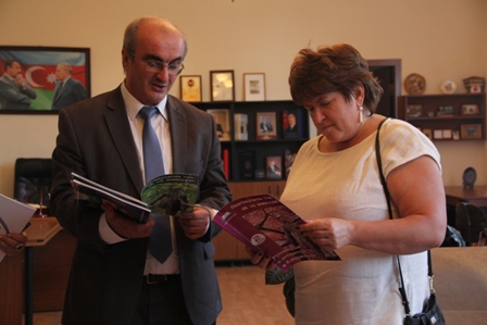 Rusiya Federal Agentliyinin rəhbəri Bakı Slavyan Universitetinə gəldi