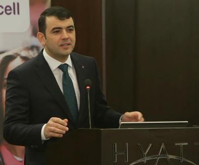 “Azercell”in keçmiş prezidenti baş nazirlikdən istefa verdi