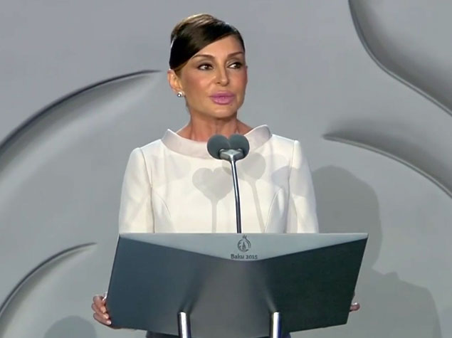 Mehriban Əliyeva: “Tarixə yeni səhifə yazılır, bu səhifəni biz yazırıq”