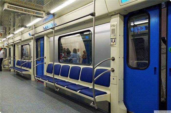 “Metroda stansiyaların adlarının ingiliscə səsləndirilməsi ləğv olunacaq” 