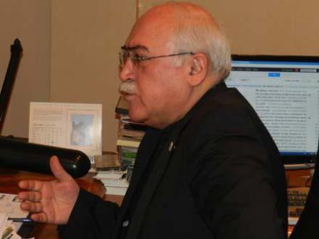 İsa Qəmbər Rəşad Sadıqovu təbrik etdi, Qurban Qurbanova məsləhət verdi 