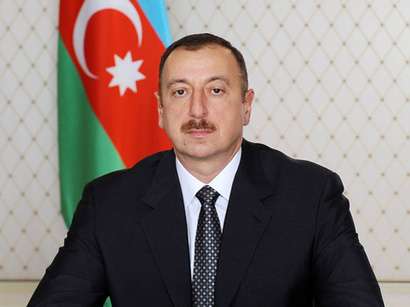 İlham Əliyev Patrik Hikkiyə “Şərəf” ordenini təqdim edib