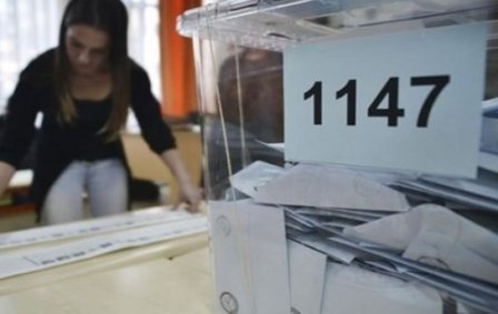 Türkiyədə parlament seçkilərinin yekin nəticələri açıqlandı