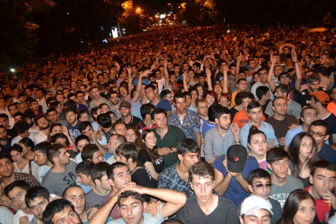 Sərkisyana xəbərdarlıq: “Ermənistan Şimali Koreya olmayacaq”