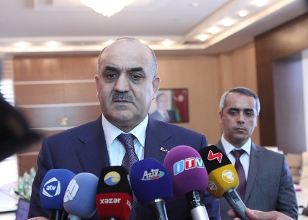 Nazir əlillər və şəhid ailələri üçün tikilən mənzillərdən DANIŞDI