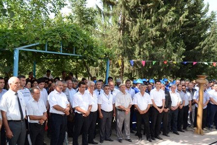 Daha iki köçkün qəsəbəsinə mavi yanacaq verildi
