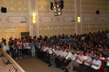 Rektor BDU könüllüləri ilə görüşüb - FOTO
