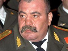 Erməni general-deputat oğruları hədələdi