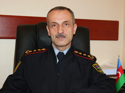 Polis bankdan pul oğurlamaq  istəyən sürücünü tutdu 