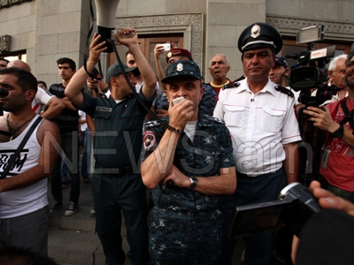 Yerevan polisi yürüş keçirməyə icazə vermədi