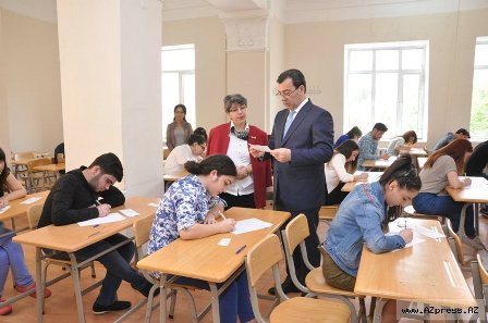 Dillər Universitetində yay semestri təşkil olundu
