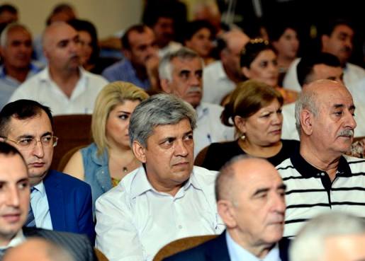 “Ruhlar şəhəri”ndə “dolaşan” fikirlər