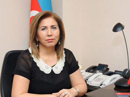 Bahar Muradova jurnalistləri təbrik edib 