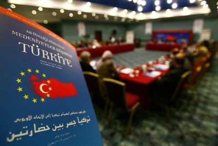 Türkiyənin eks-diplomatı Ərdoğanın xarici siyasətini sərt TƏNQİD etdi - Xəyallarla siyasət olmur