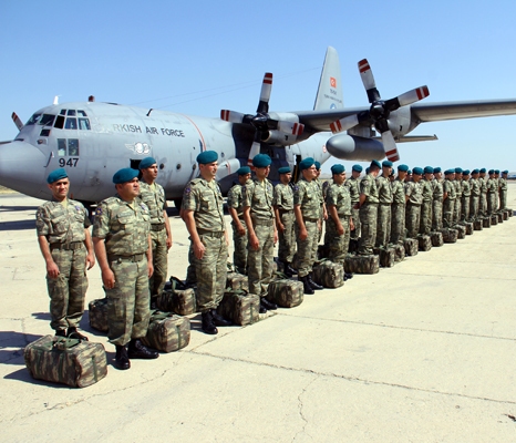 Əfqanıstandakı sülhməramlılarımız Azərbaycana qayıtdı