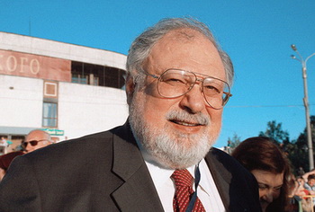 Rüstəm İbrahimbəyov Azərbaycanın kino xadimlərini təltif edəcək