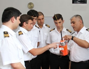 Prezident Dövlət Dəniz Akademiyasına rektor təyin edib 