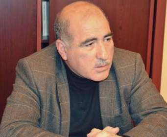 Pənah Hüseyn yenidən partiya sədri oldu 