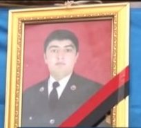 Zakir Həsənov şəhid hərbçini təltif etdi