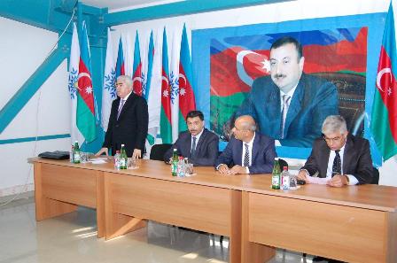 Deputat Ağalar Vəliyev hesabat verdi - FOTOLAR
