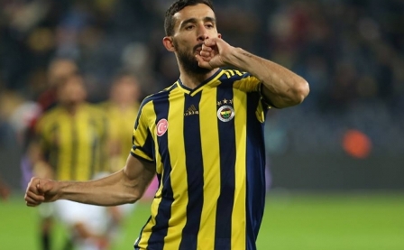 “Fənərbaxça”nın ulduz futbolçusuna silahlı hücum edildi