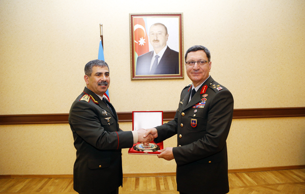  Zakir Həsənov Türkiyənin Azərbaycandakı hərbi attaşesini qəbul edib 